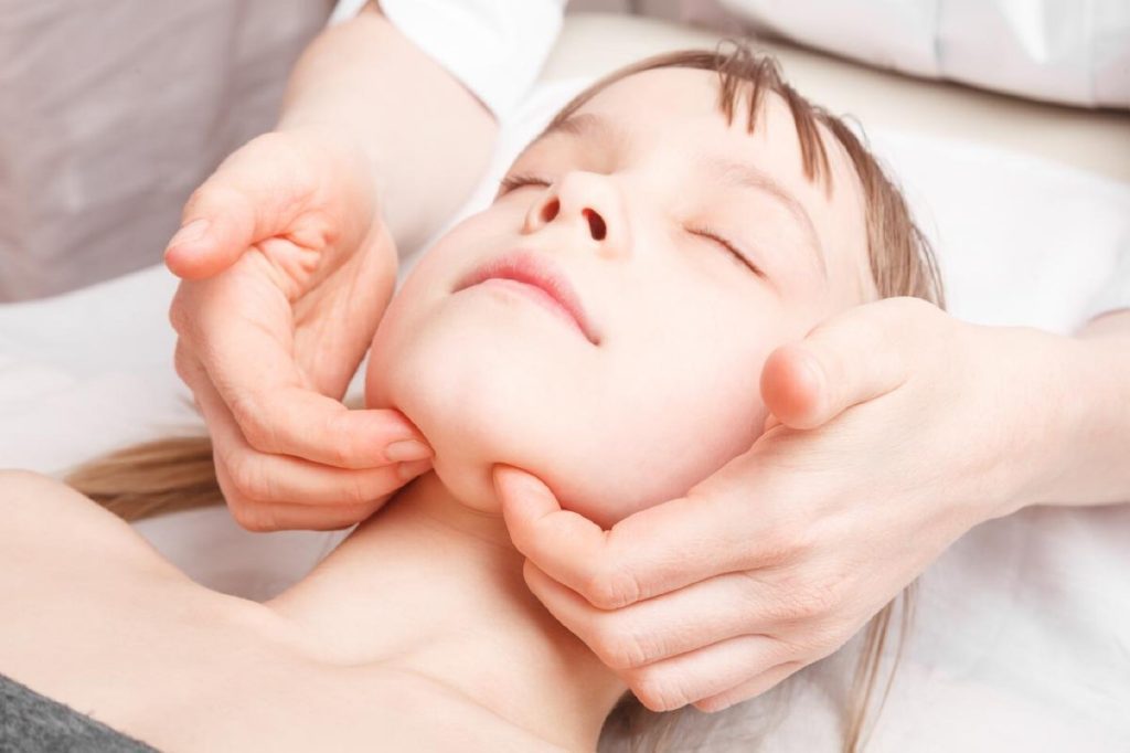 Chiropractic Jaw Adjustment: A Comprehensive Guide 2023 15 Chiropractic Jaw Adjustment, chiropractic jaw adjustment, chiropractic jaw adjustment before and after,jaw pain after chiropractic adjustment, jaw adjustment chiropractic,